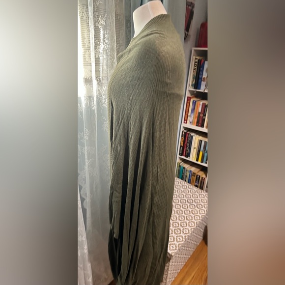 Lululemon Stillness Wrap - Picture 4 of 7